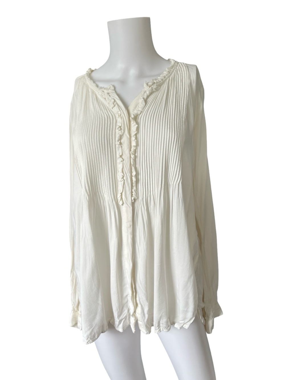Sundance Ivory Pleated Front Top Long Sleeve Blouse Boho Neutral Size Medium